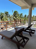 Noah Beach Hotel & Suites