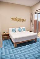 Noah Beach Hotel & Suites