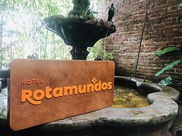 El Capricho by Rotamundos