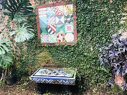 El Capricho by Rotamundos