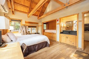 Sleeping Lady Mountain Resort