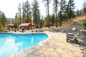 Sleeping Lady Mountain Resort & Spa