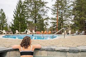 Sleeping Lady Mountain Resort & Spa