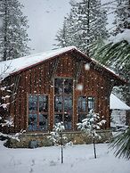 Sleeping Lady Mountain Resort & Spa