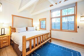 Sleeping Lady Mountain Resort