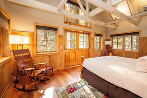 Sleeping Lady Mountain Resort