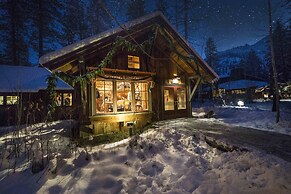 Sleeping Lady Mountain Resort