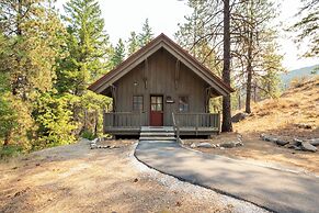 Sleeping Lady Mountain Resort