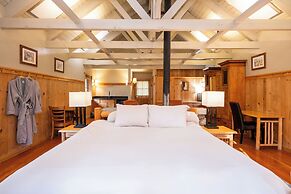 Sleeping Lady Mountain Resort