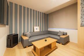 Grand Base Hakata Gofuku