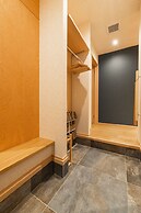 Grand Base Hakata Gofuku