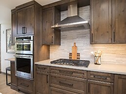 Greenhill Court Chalet