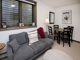 Greenhill Court Chalet