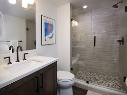 Greenhill Court Chalet