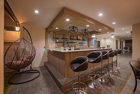 Cozy 3 Bedroom Pool Villa L70