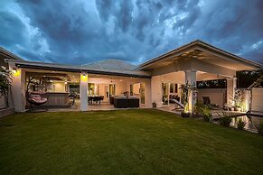 Cozy 3 Bedroom Pool Villa L70