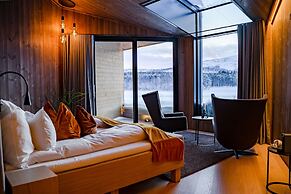 Sorrisniva Arctic Wilderness Lodge