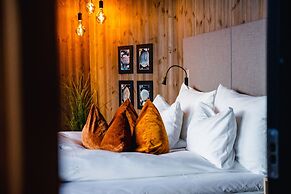 Sorrisniva Arctic Wilderness Lodge