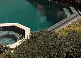 Elaia Luxury Residences