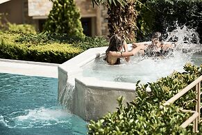 Elaia Luxury Residences