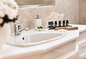 Elaia Luxury Residences