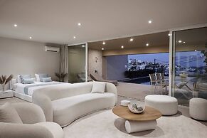 Elaia Luxury Residences