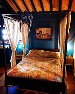 Room for Rent in Beautiful Rural House Ideal for Romantic Getaway
