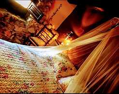 Room for Rent in Beautiful Rural House Ideal for Romantic Getaway