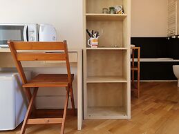 Private Room With Bathroom And Pool