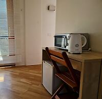 Private Room With Bathroom And Pool