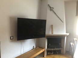 House With Large Private Pool Near the Beach