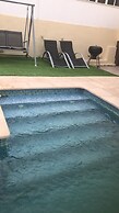 House With Large Private Pool Near the Beach