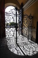 Charming Studio Apartment in Front of the Arno River