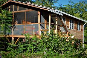 A Two Bedroomed Tree Top Vacation Home in The Tropical Acre San Ignaci