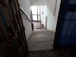 Room in Guest Room - Valle Degli Ulivi - Liguria Italia