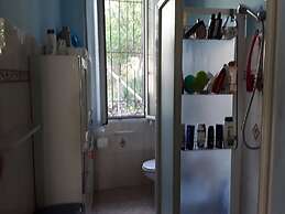 Room in Guest Room - Valle Degli Ulivi - Liguria Italia