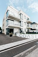 Brand New Beachfront Ground Floor With Garden 2 Bed Apartment 6 Guests