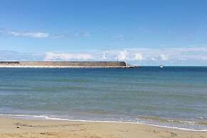 4 Seater Room for Rent With Private Bathroom and Wifi - Molise