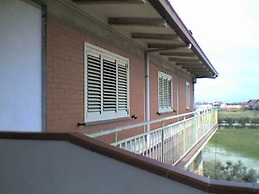 5 Seater Room for Rent With Private Bathroom - Molise