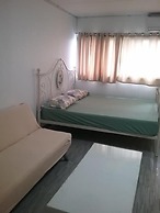 Room in Apartment - Thailand Taxi&apartment Hostel