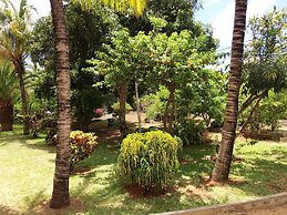 Bungalow for 6 People by the sea With Swimming Pool - by Feelluxuryhol