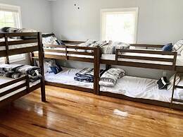 A Large Tropical 7 Bedroom Estate by RedAwning