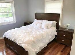 A Large Tropical 7 Bedroom Estate by RedAwning