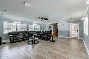 A Large Tropical 7 Bedroom Estate by RedAwning