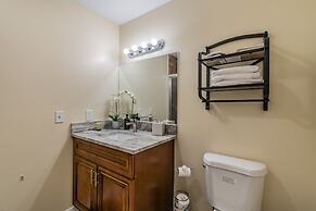 A Large Tropical 7 Bedroom Estate by RedAwning