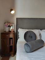 1940 Luxury Accommodations by Wonderful Italy