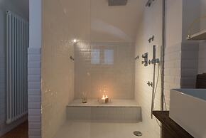 1940 Luxury Accommodations by Wonderful Italy