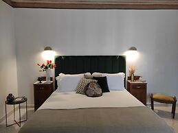 1940 Luxury Accommodations by Wonderful Italy