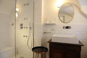 1940 Luxury Accommodations by Wonderful Italy