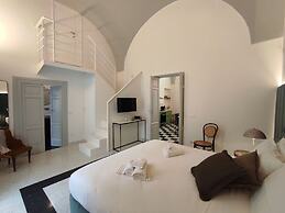 1940 Luxury Accommodations by Wonderful Italy